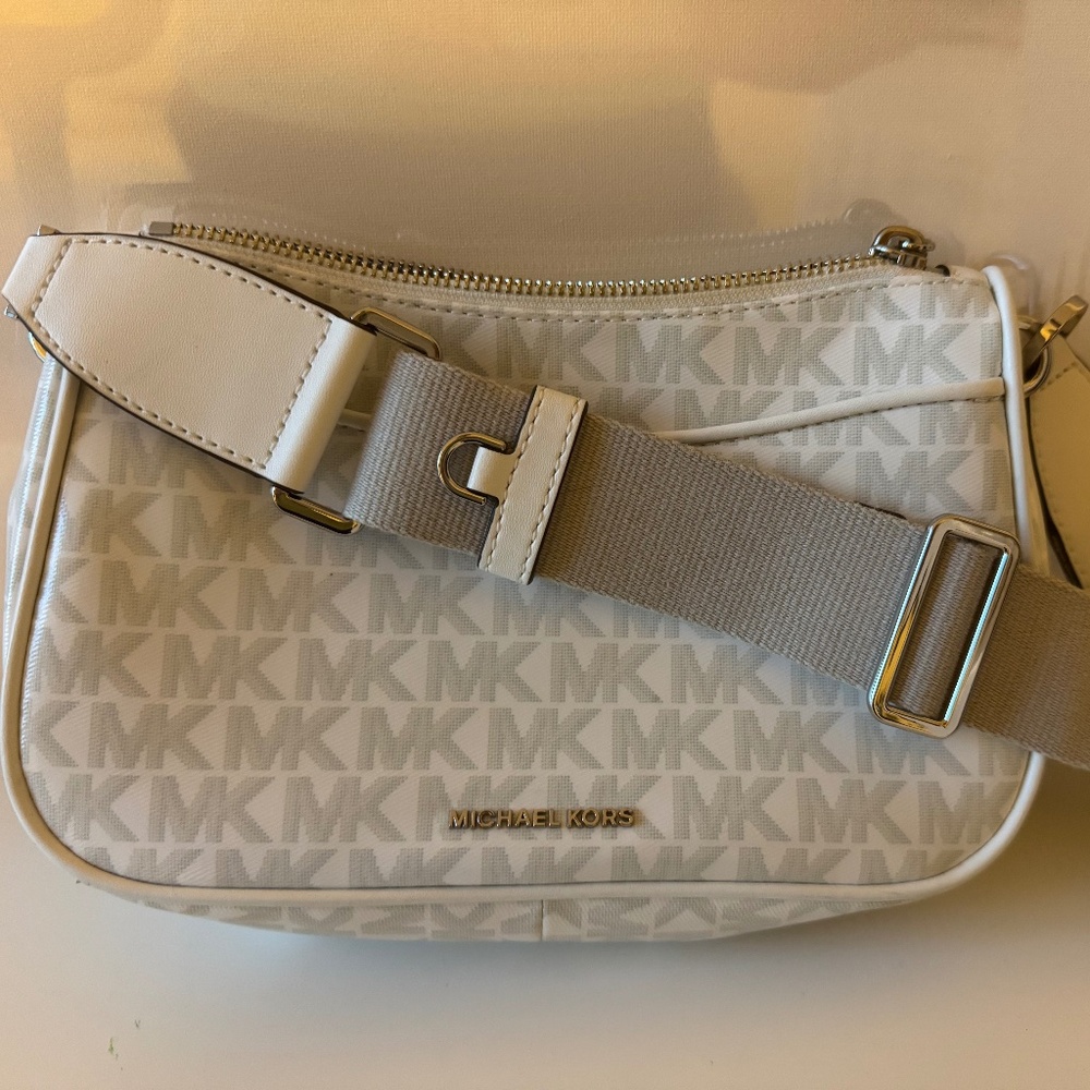 Michael Kors bag